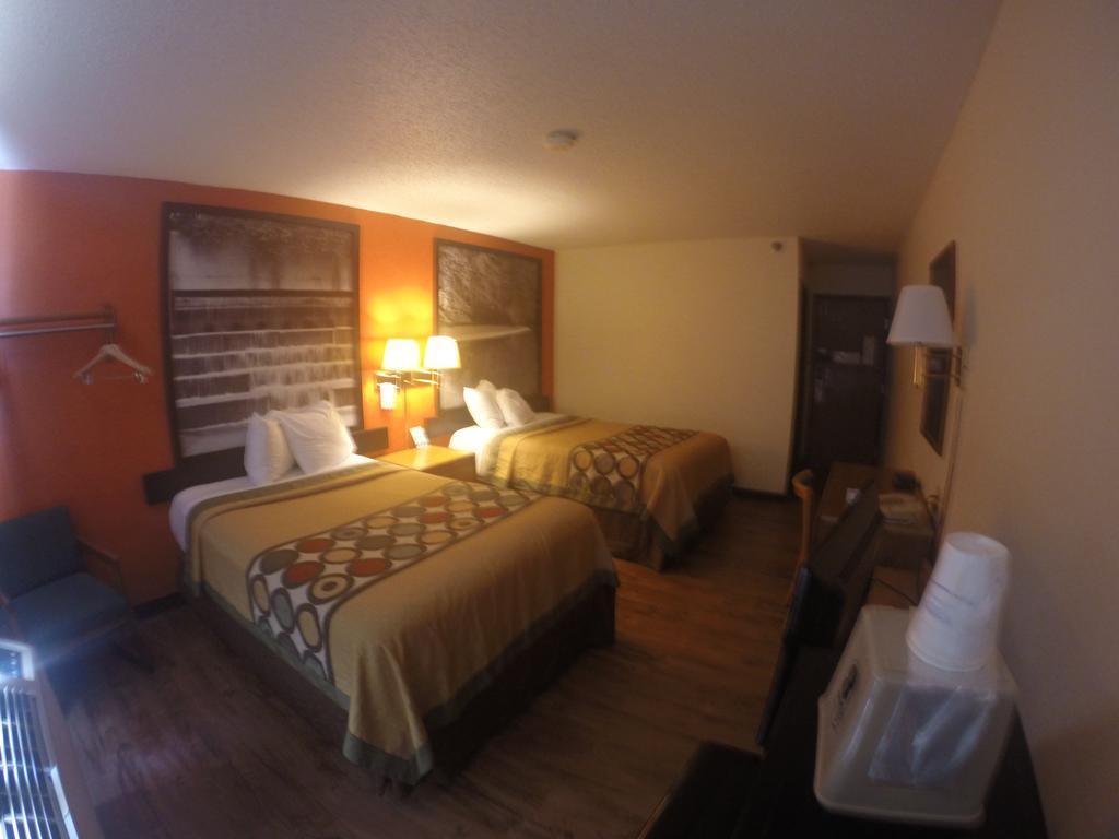 Super 8 By Wyndham Waco University Area Exterior foto